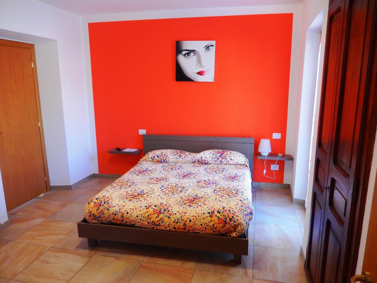 Le Colline Di Maggiora B&B Екстер'єр фото